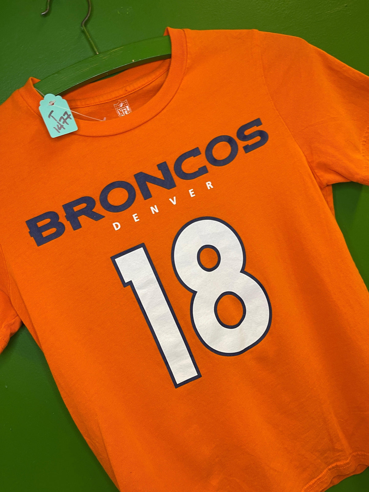 NFL Denver Broncos Peyton Manning #18 100% Cotton T-Shirt Youth Small 8