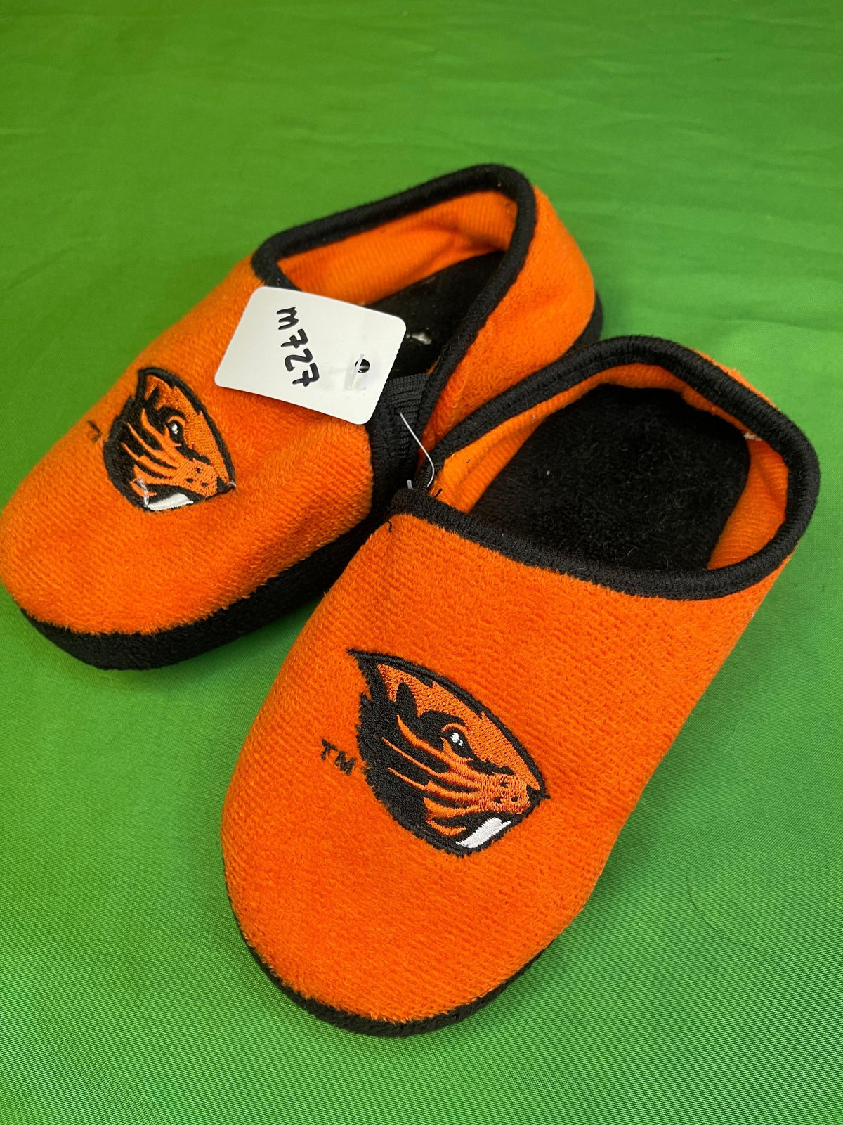 NCAA Oregon State Beavers Slippers House Shoes Youth UK Size 4 approx.