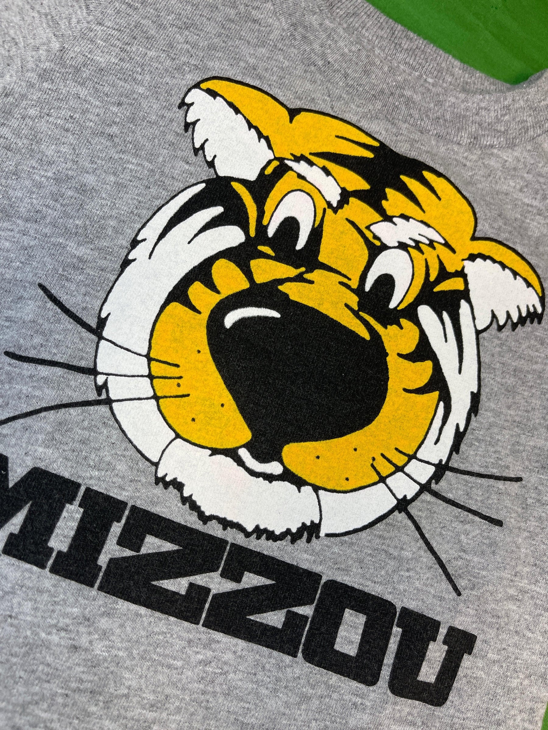 NCAA Missouri Tigers Grey Mizzou T-shirt 18 months