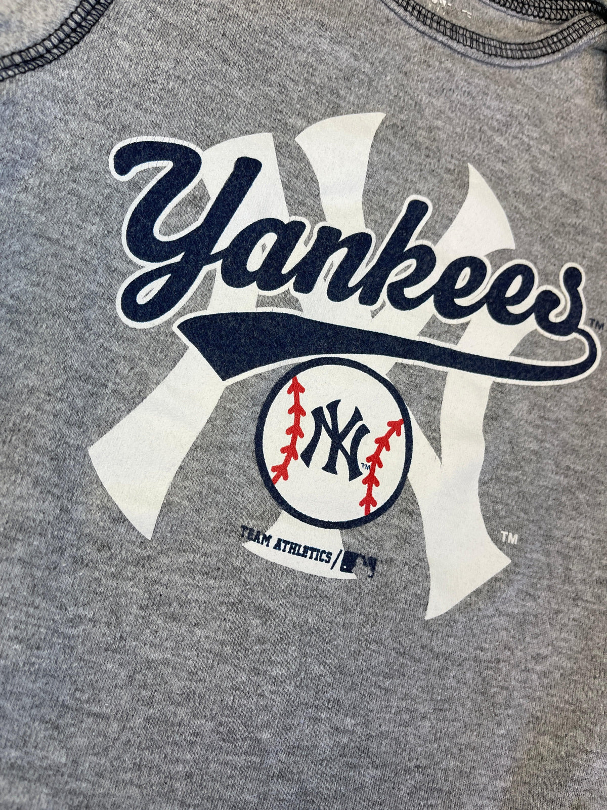 MLB New York Yankees Grey Bodysuit 6-9 months