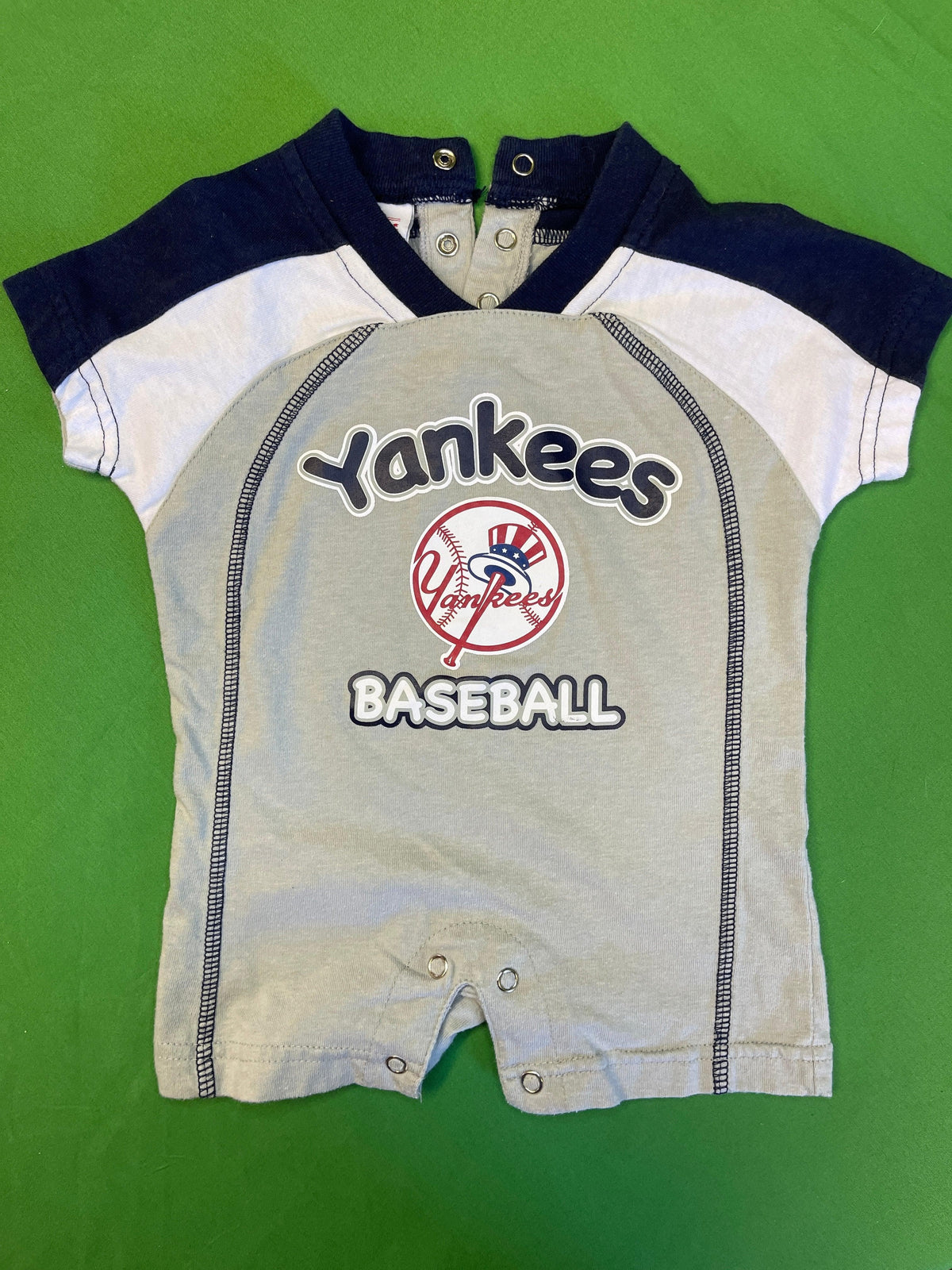 MLB New York Yankees Sage Colourblock Bodysuit 0-3 months