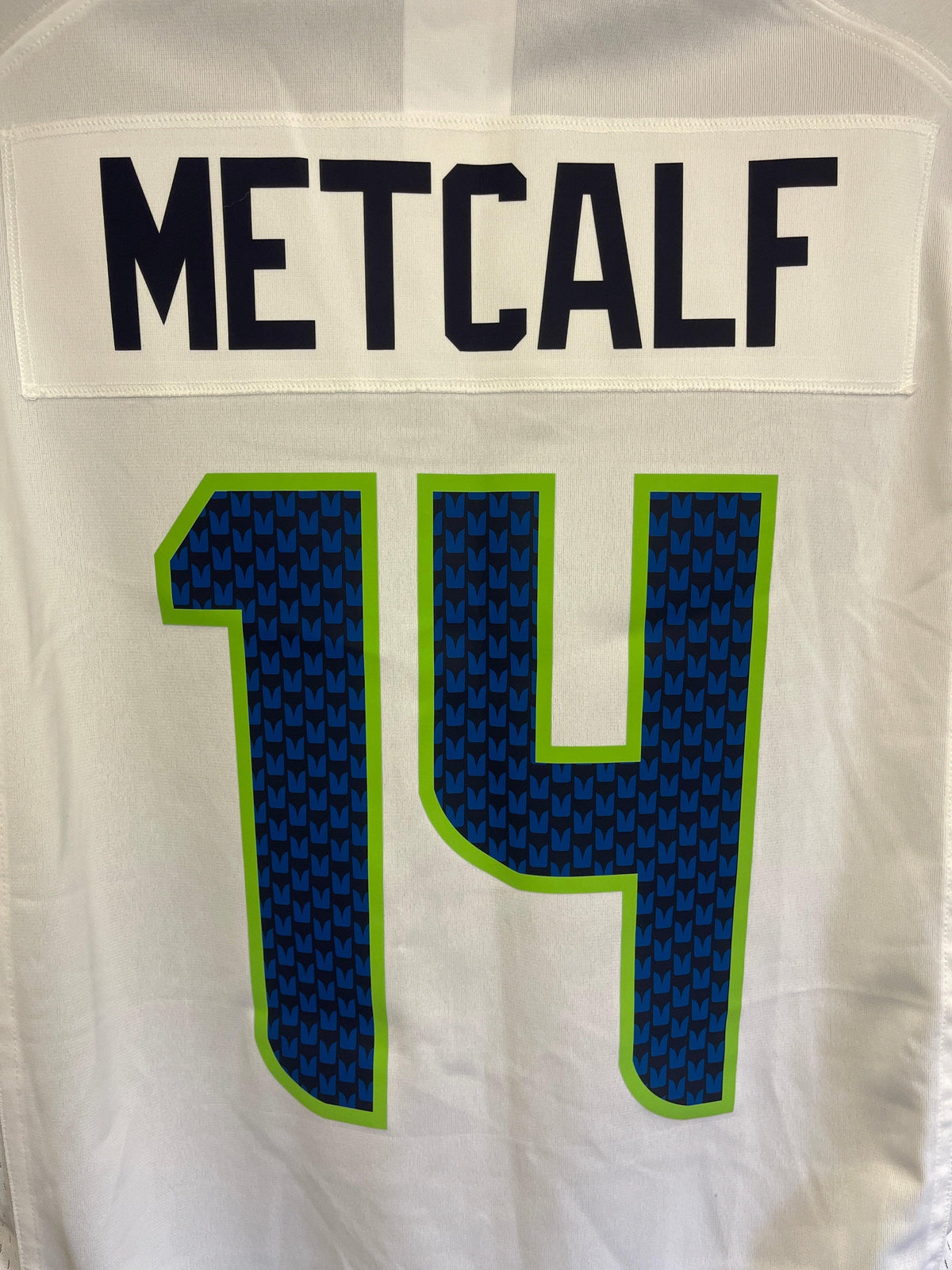 NFL Seattle Seahawks DK Metcalf #14  Game Jersey Men's Large NWT