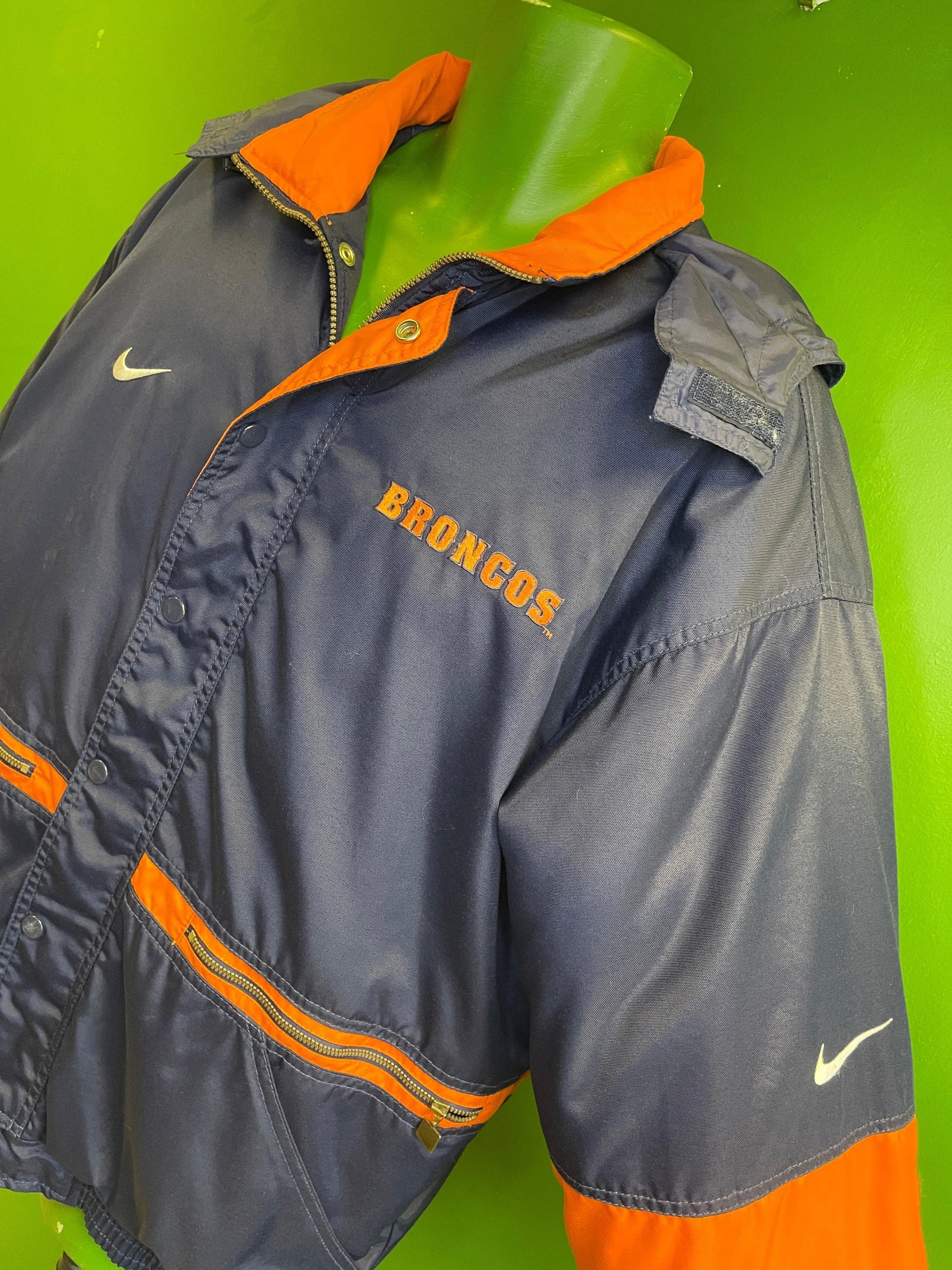 NFL Denver Broncos Pro Line Heavy Winter Coat Men's Medium