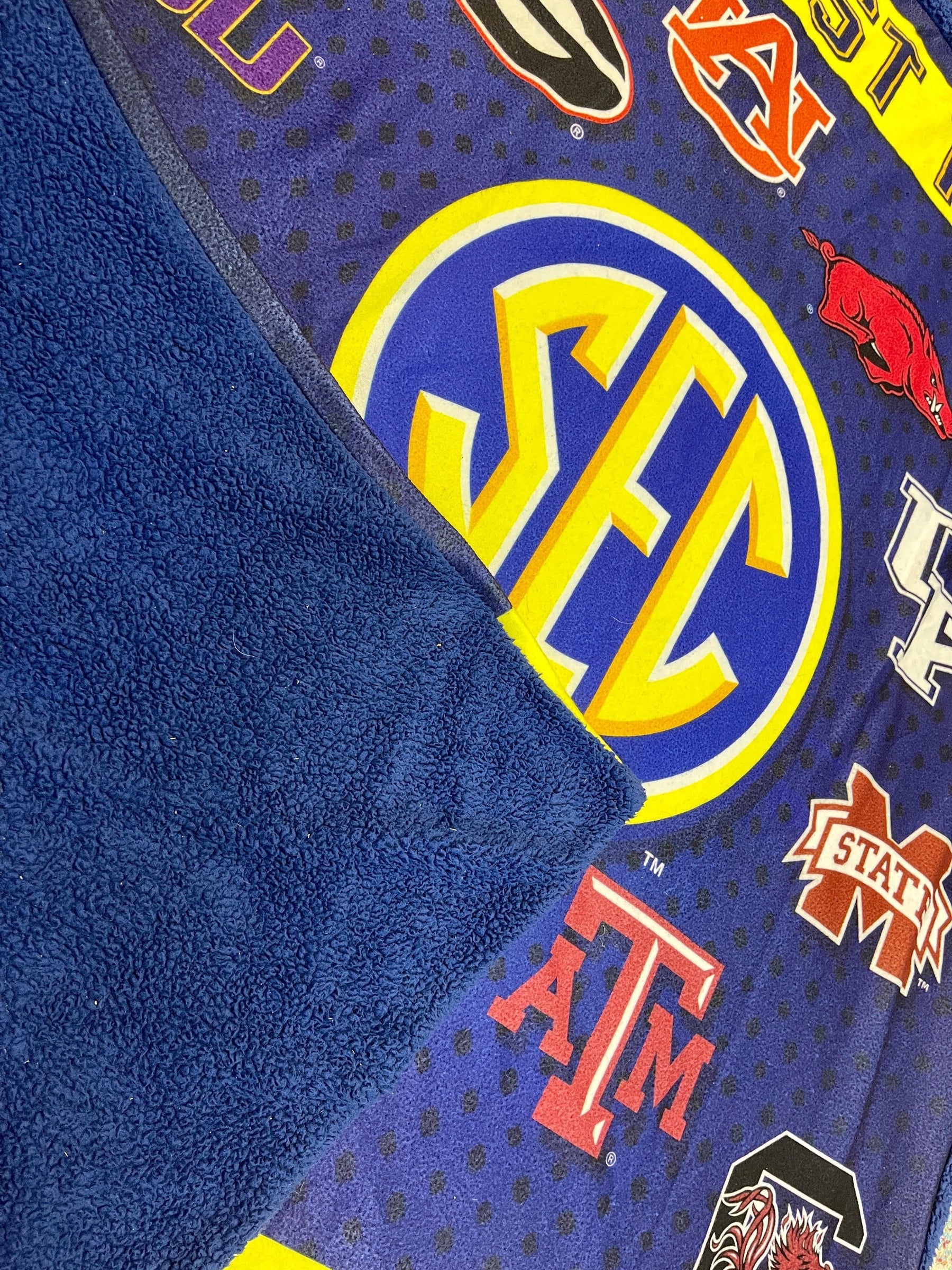 NCAA SEC College Teams Fleece Throw Fan Cave!