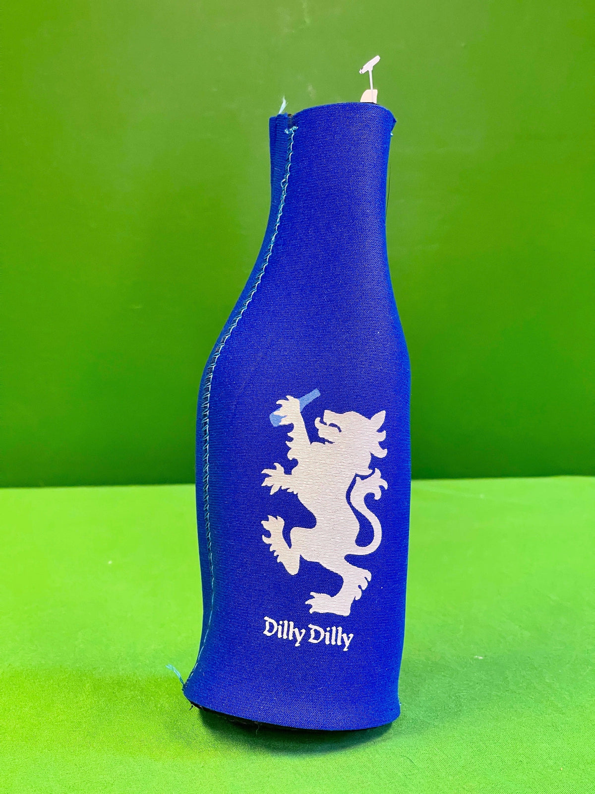 NFL Bud Light "Dilly Dilly" Bottle Cooler Cosy Jersey Neoprene NWT