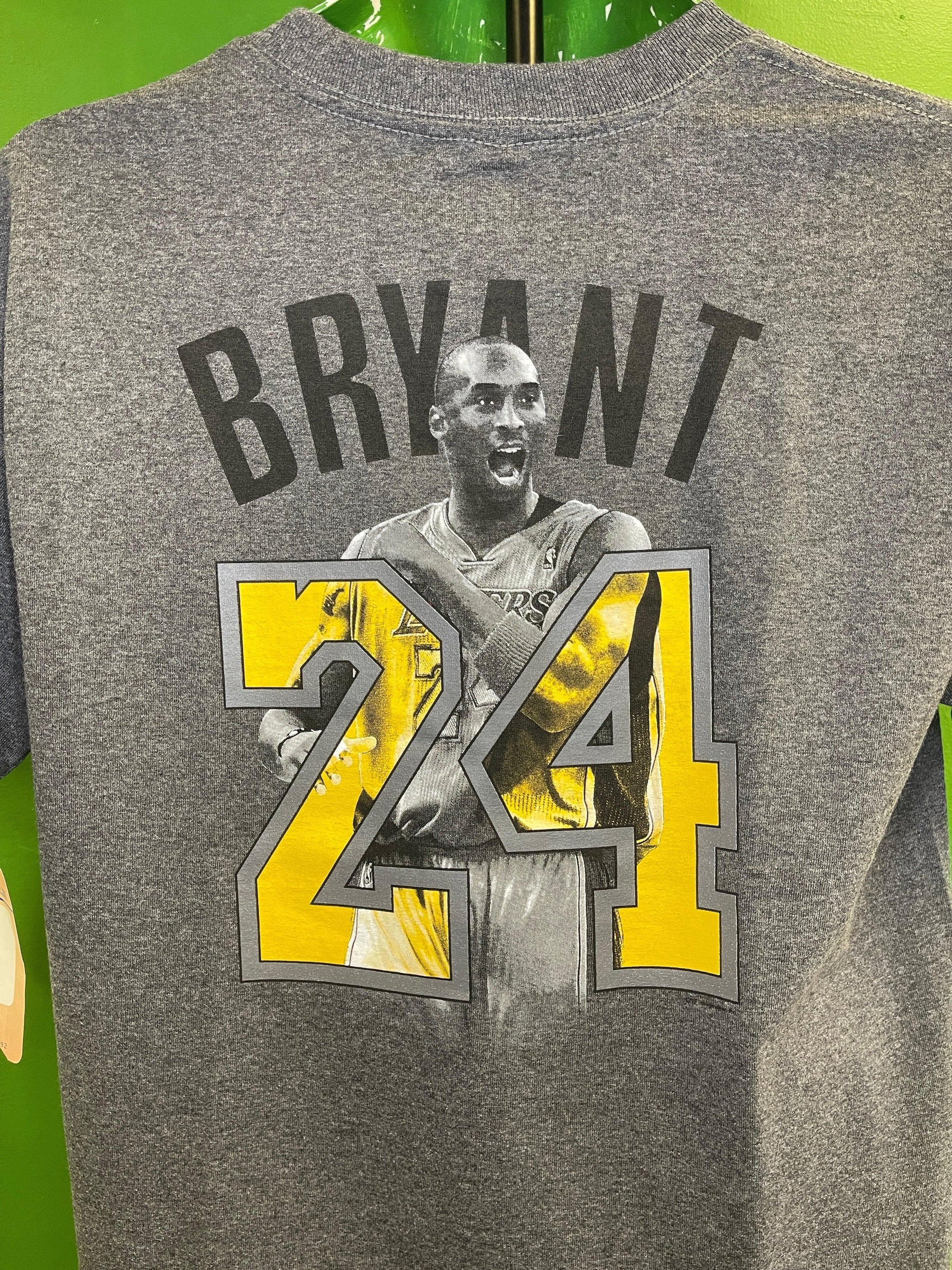 Kobe Bryant Black Mamba #24 LA Lakers NBA Majestic Short Sleeve Jersey  Shirt XL