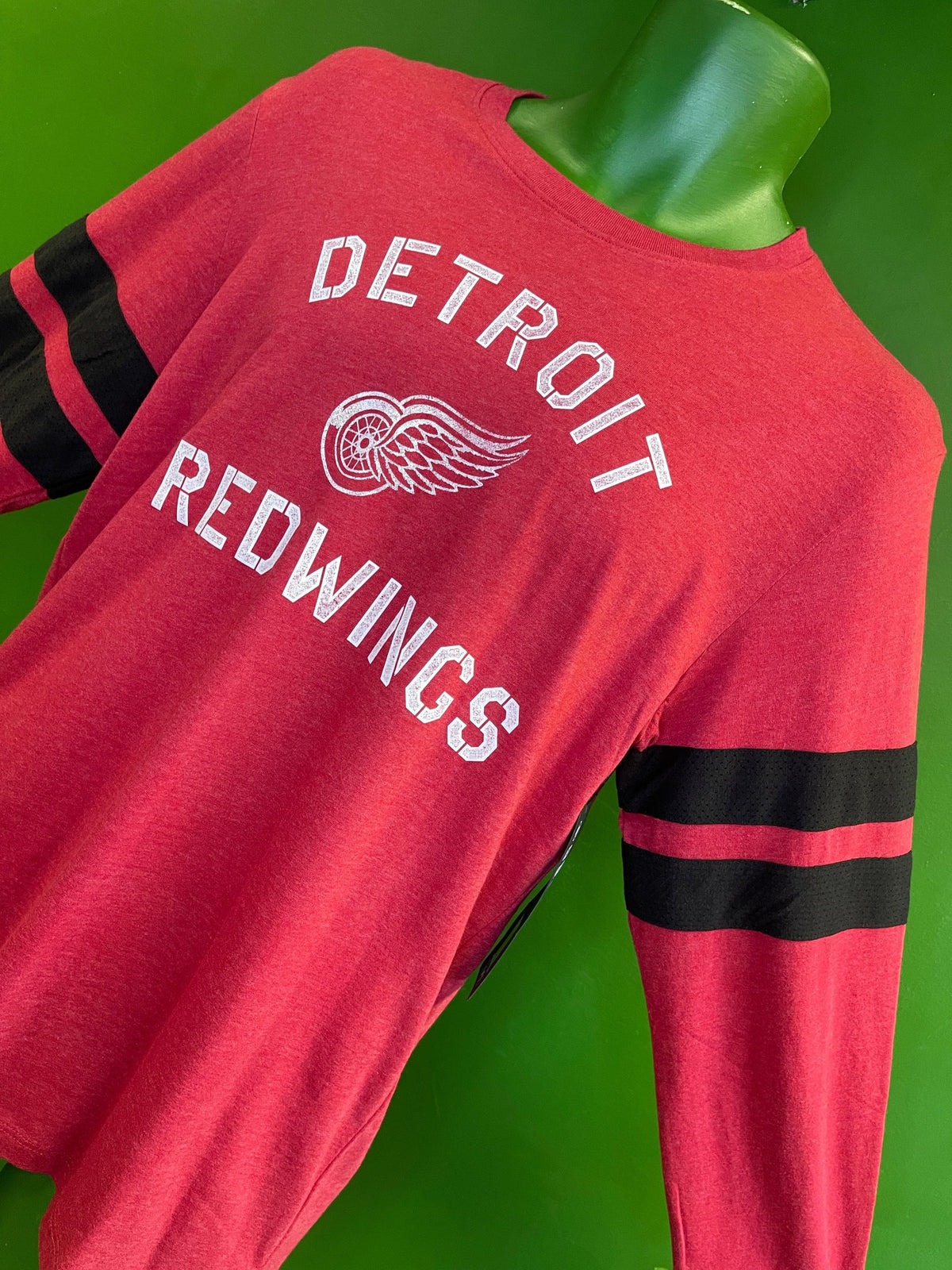 NHL Detroit Red Wings '47  L/S  T-Shirt Men's Small NWT