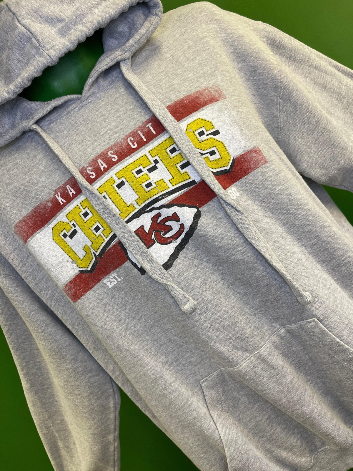 NFL Kansas City Chiefs Weathered Grey Pullover Hoodie Men's Large