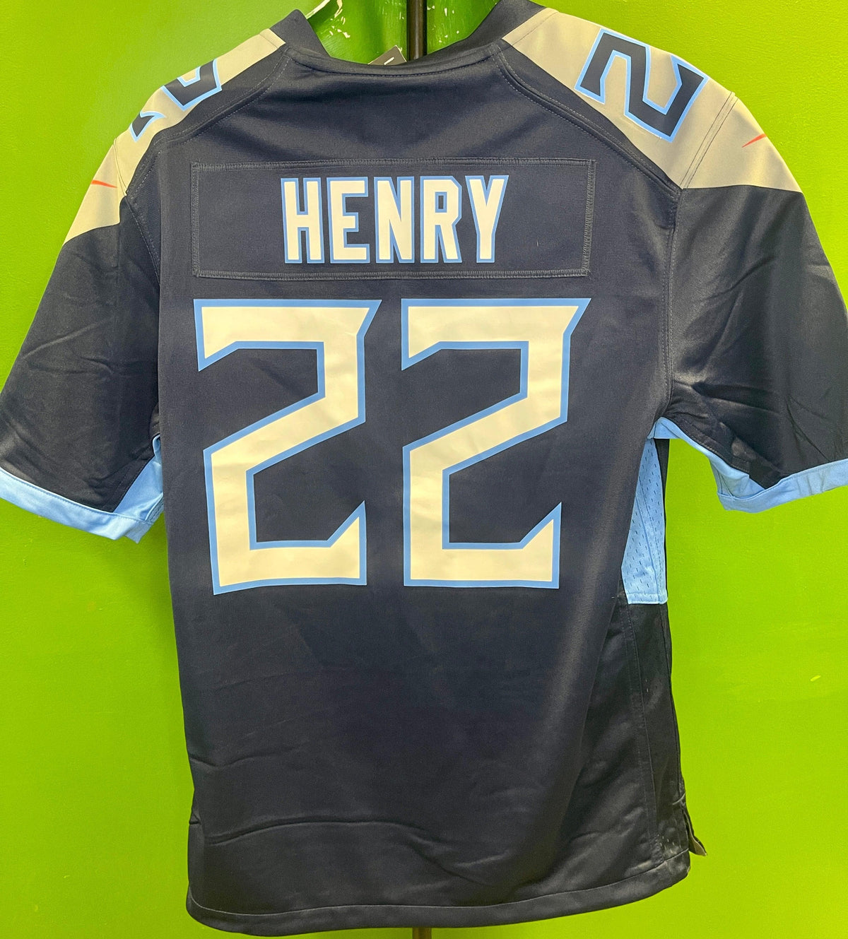 NFL Tennessee Titans Henry #22 Game Jersey Men's Medium NWT