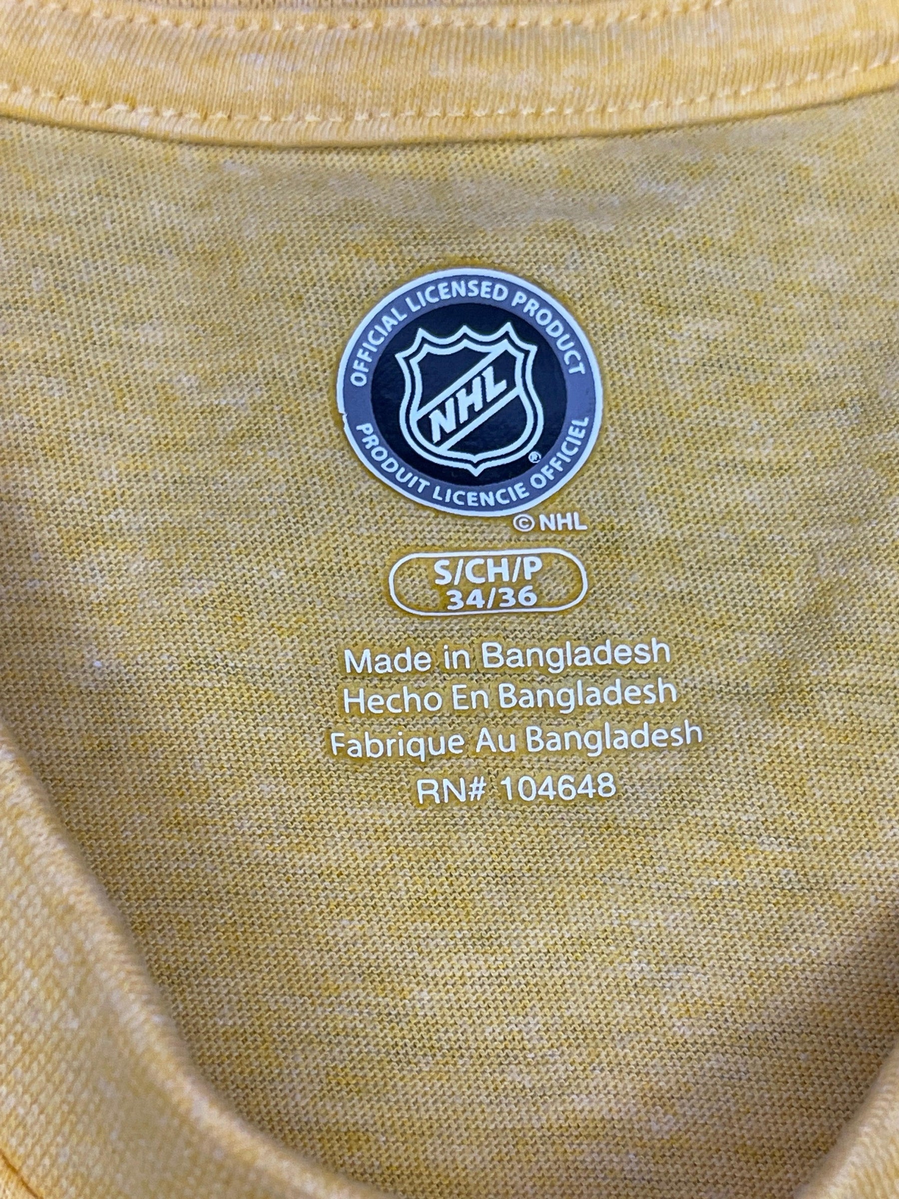 NHL St. Louis Blues Yellow T-shirt Men's Small