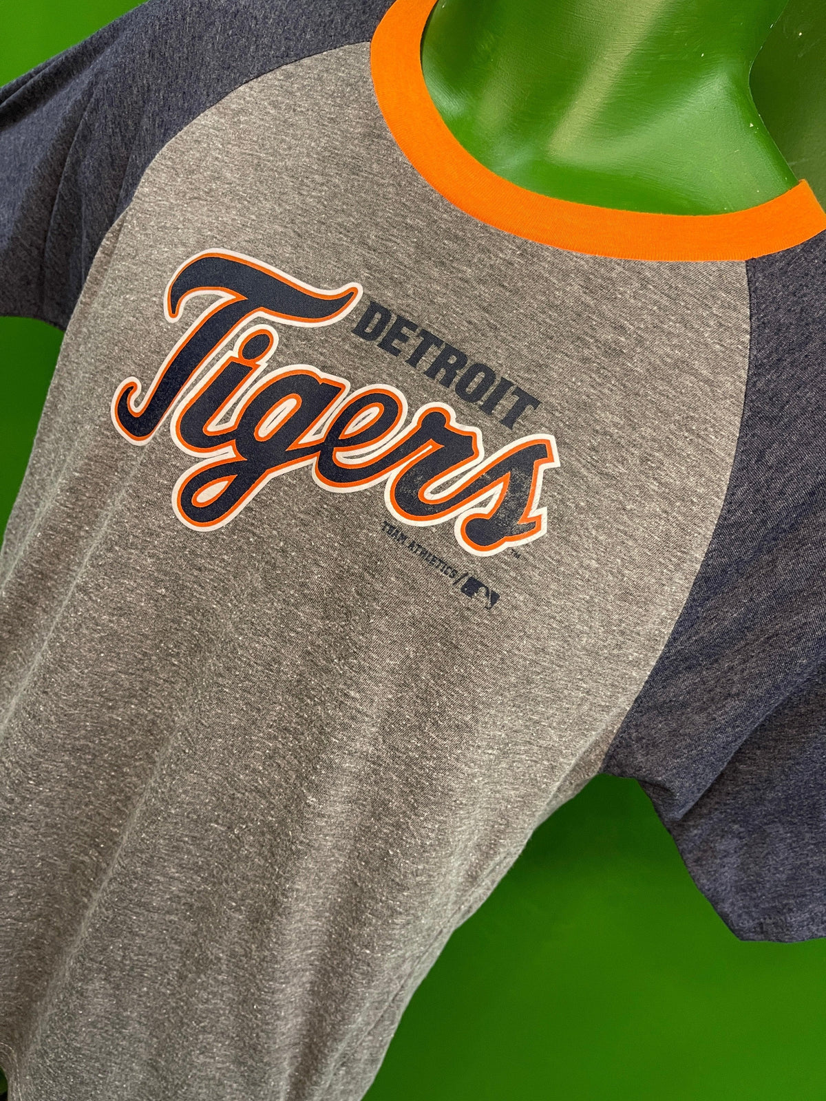 MLB Detroit Tigers Grey Colourblock T-Shirt Youth Large 12-14