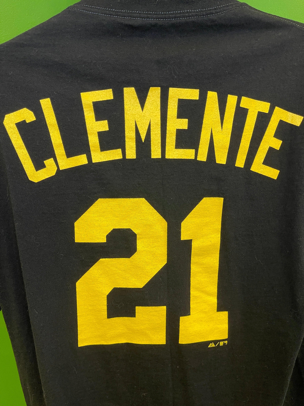 MLB Pittsburgh Pirates Clemente #21 Black T-Shirt Men's Large