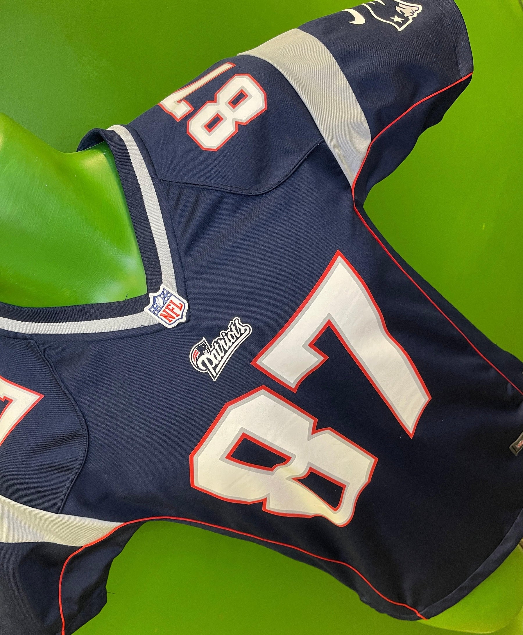NFL New England Patriots Rob Gronkowski #87 Game Jersey Youth Medium 10-12