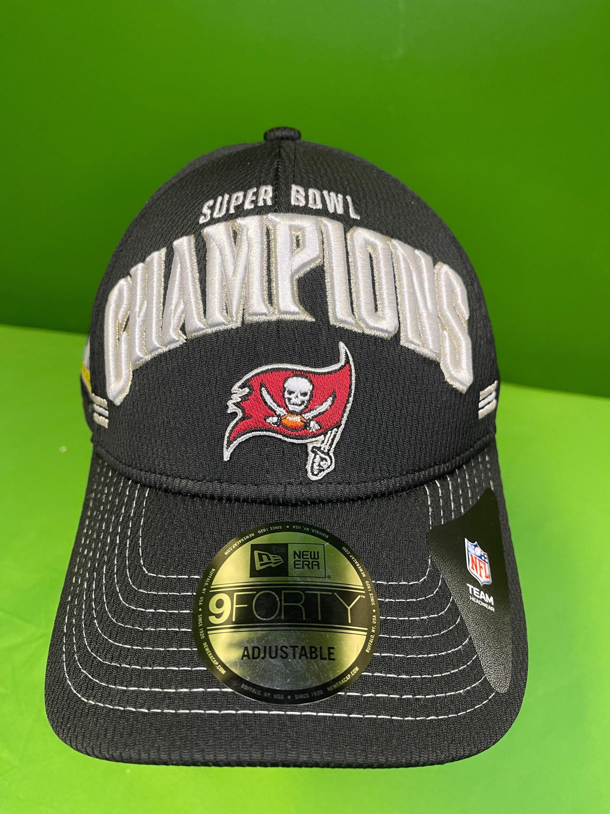 NFL Tampa Bay Buccaneers New Era 9FORTY Hat Cap Super Bowl LV OSFA Snapback NWT