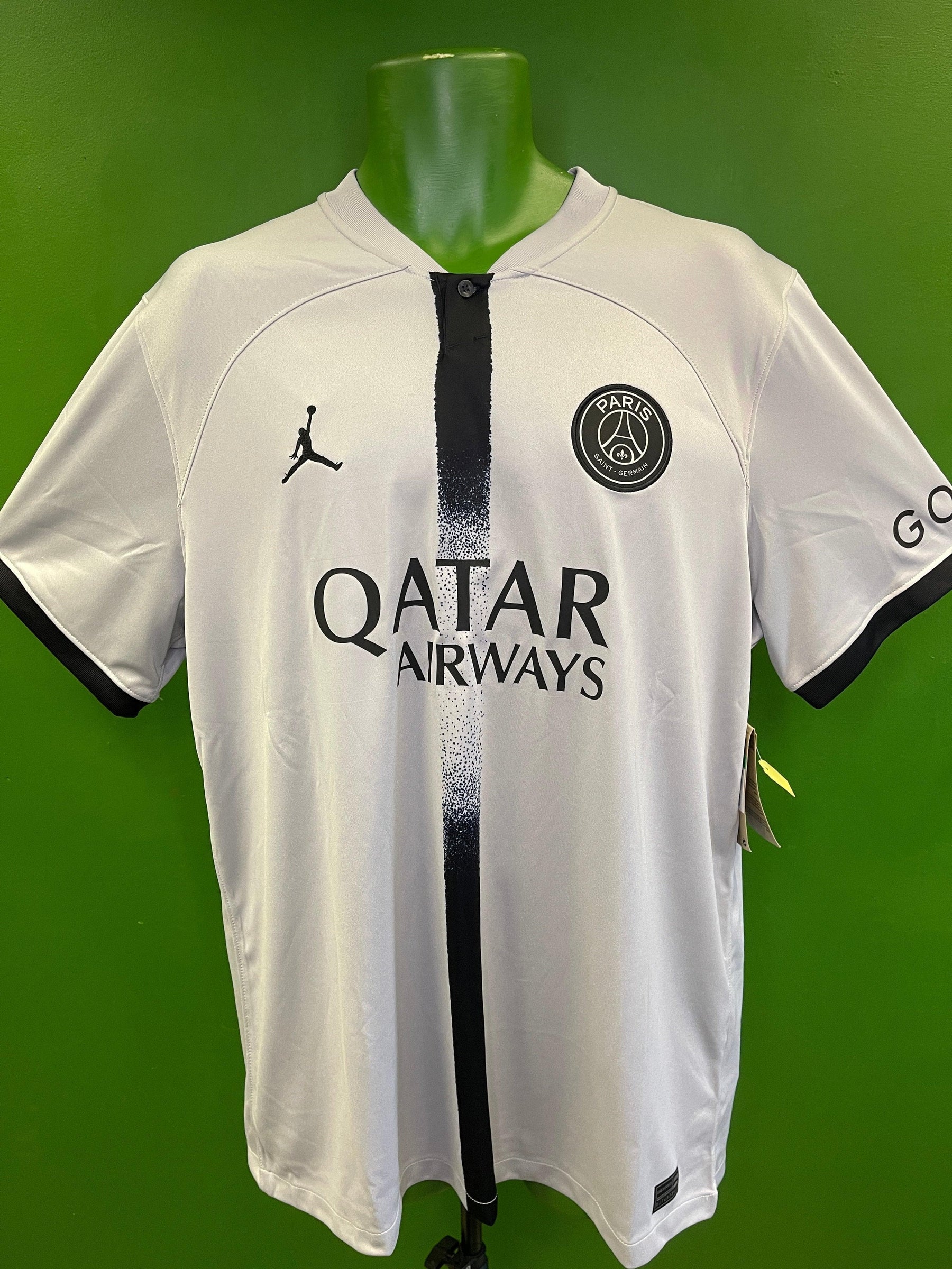 Paris St-Germain Messi Away Stadium Shirt 2022-3 Men's X-Large NWT