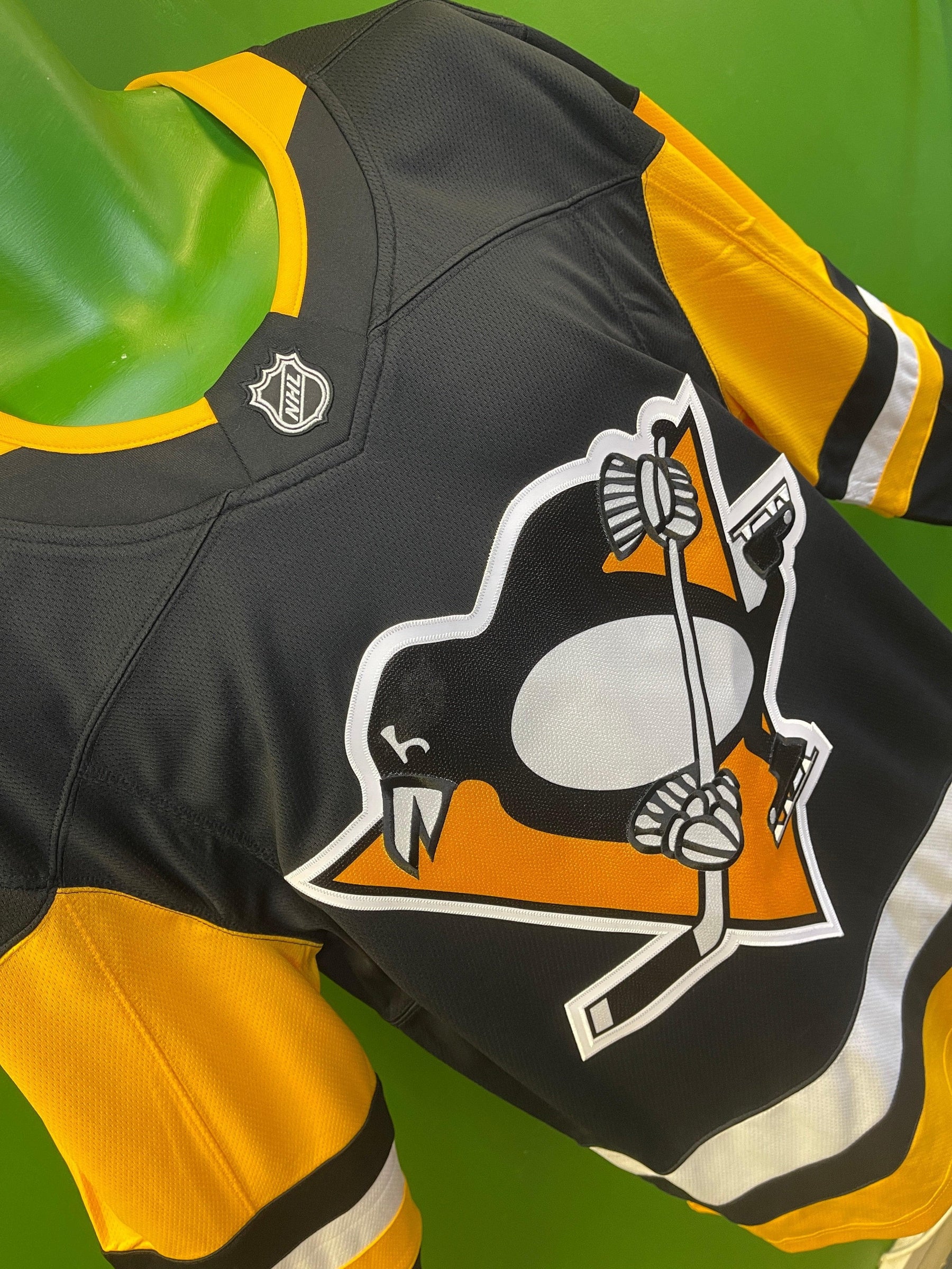 NHL Pittsburgh Penguins Blank Fanatics Breakaway Stitched Jersey Men's Medium NWT