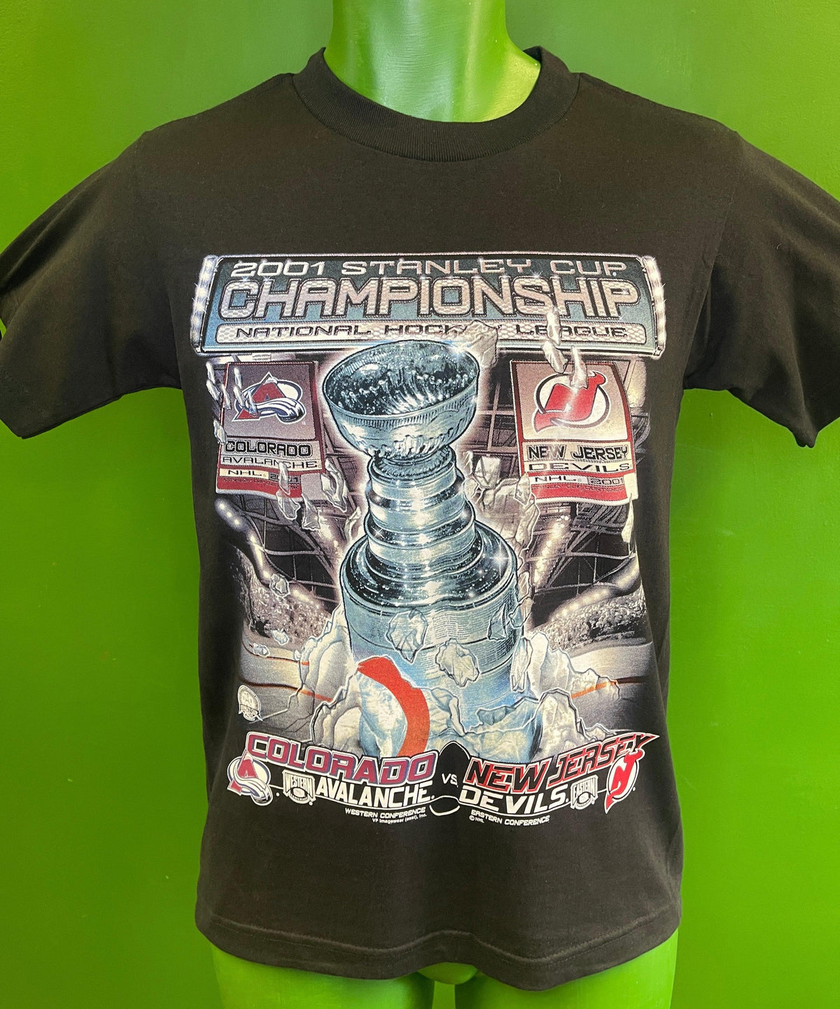 NHL Colorado Avalanche New Jersey Devils 2001 Vintage T-Shirt Youth Medium 10-12