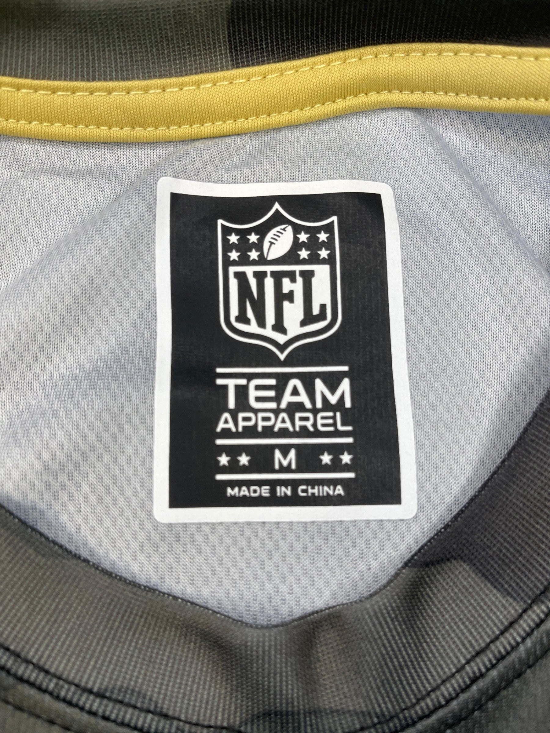 NFL New Orleans Saints Camo Large Logo T-Shirt Men's Medium NWT