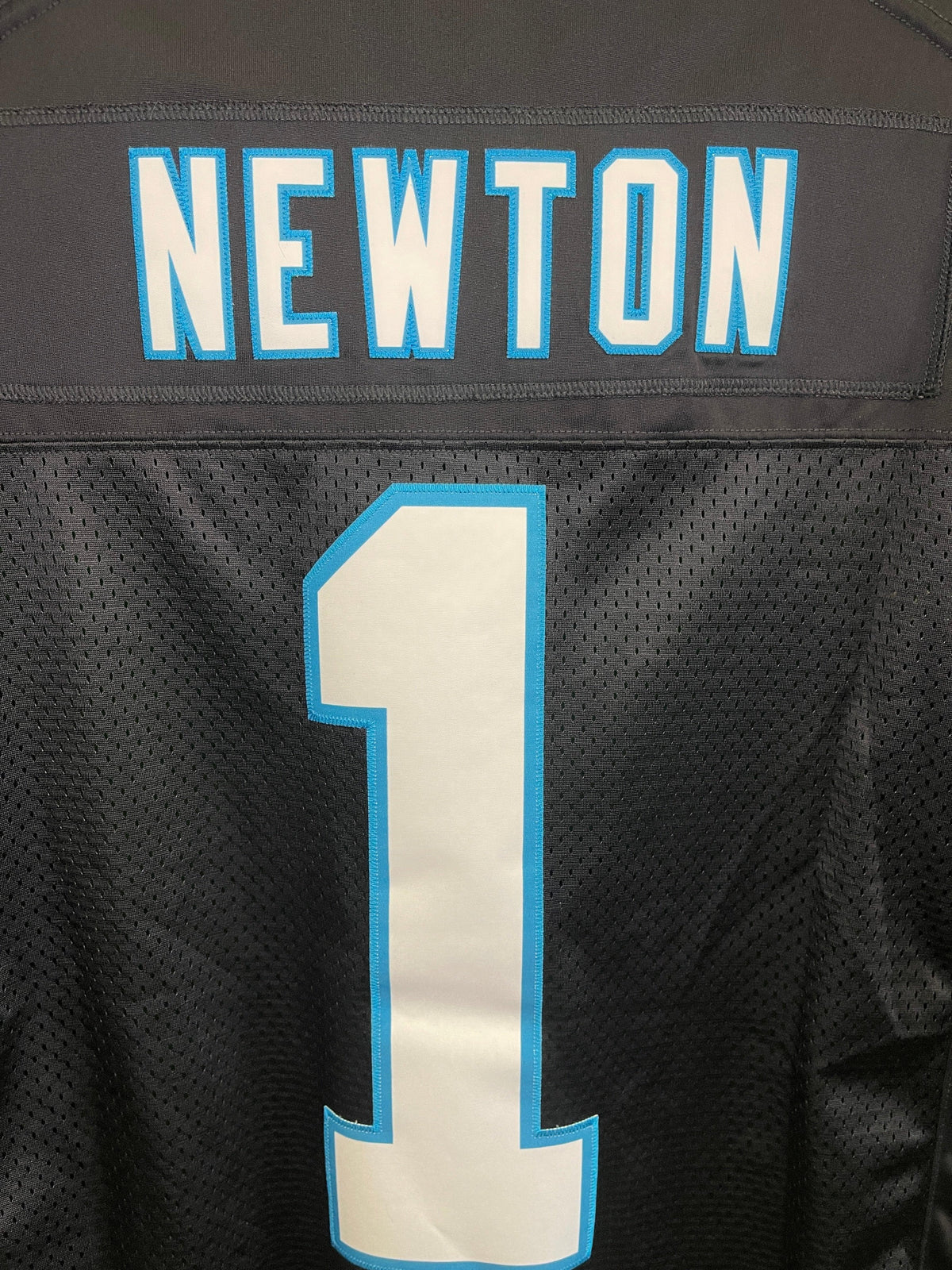 Mens L NWT Carolina Panthers Jersey Cam Newton #1 nfl football pro line  large