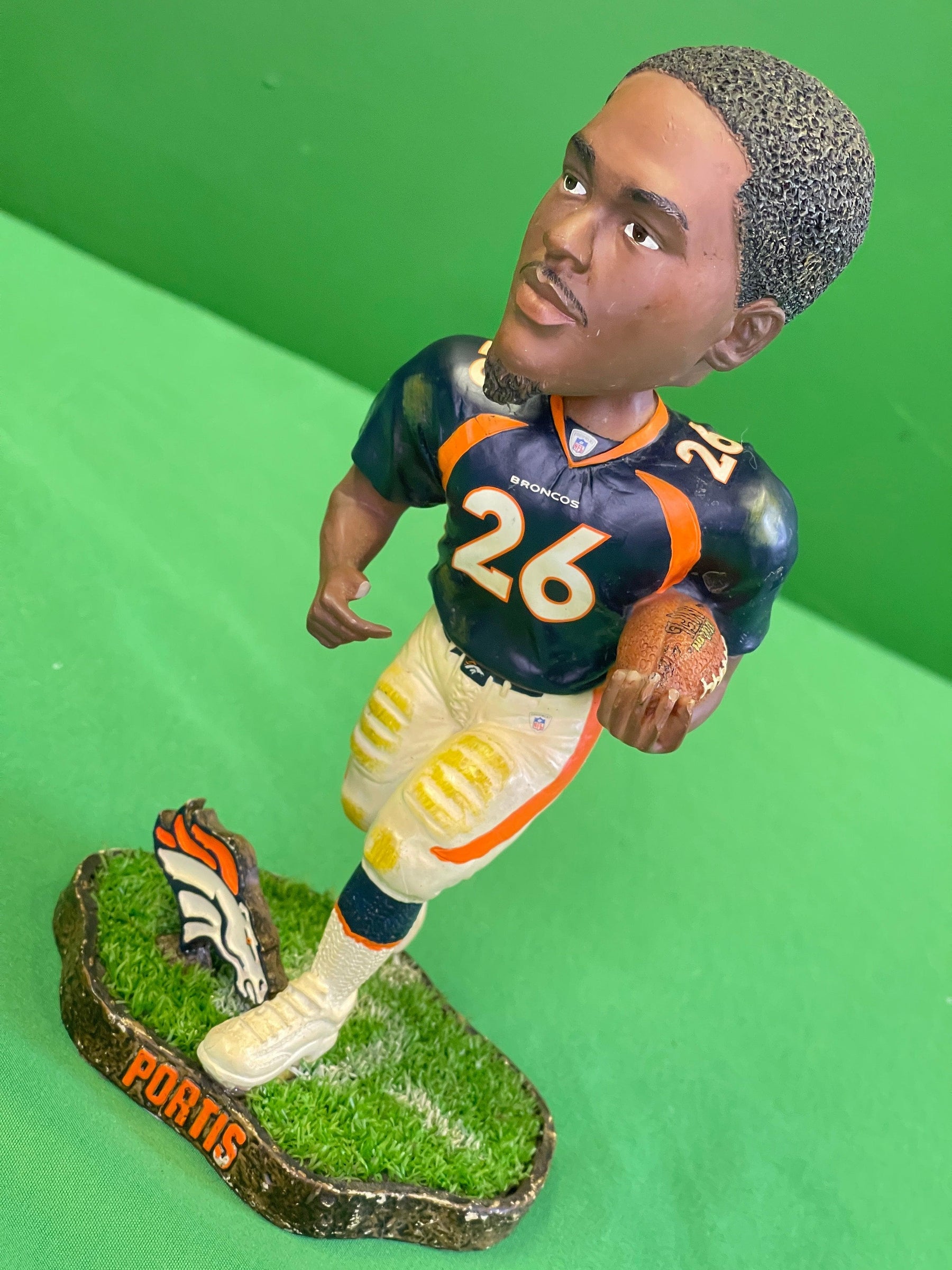 NFL Denver Broncos Clinton Portis #26 FOCO Bobblehead Ltd Ed Legends