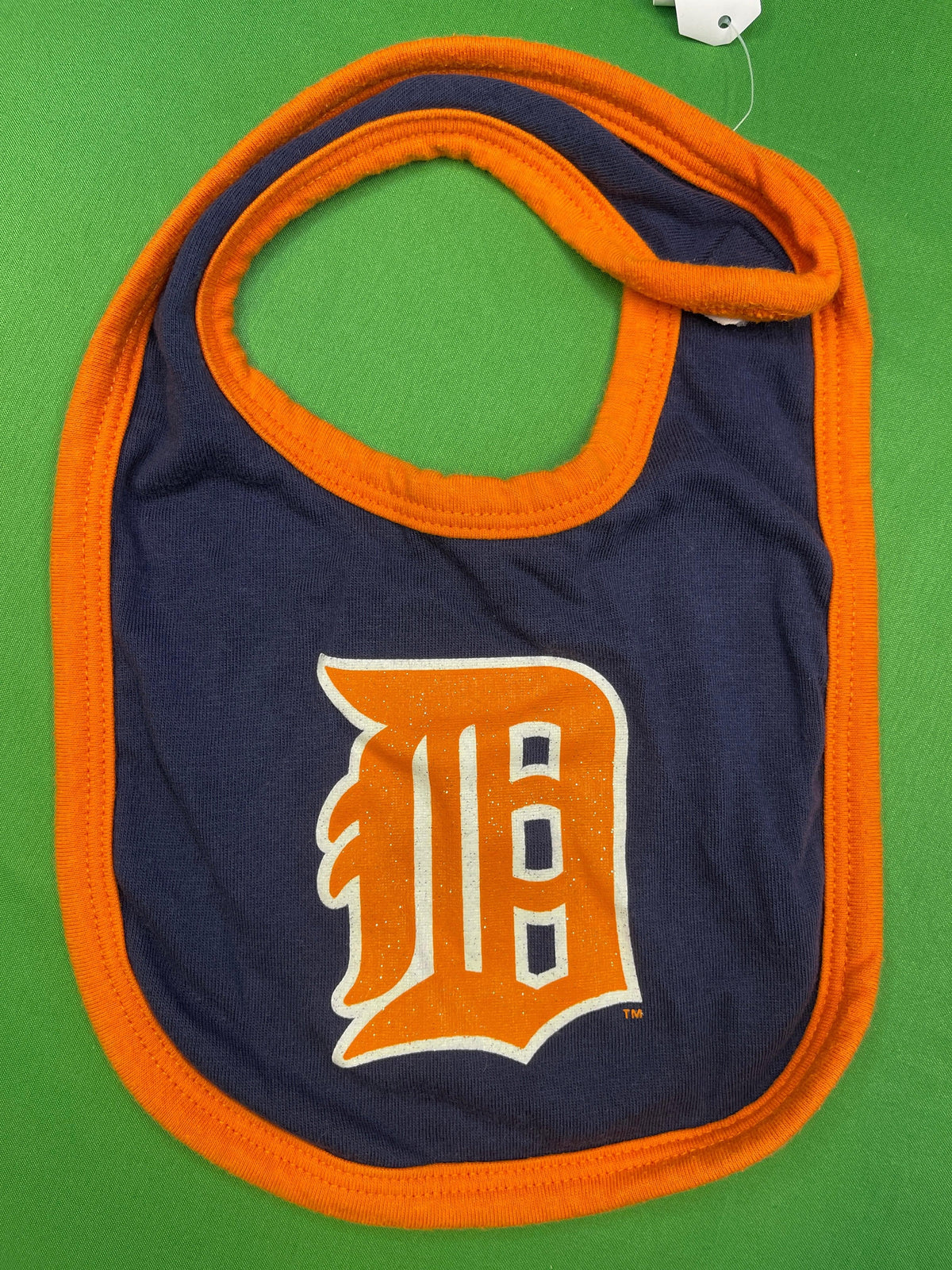 MLB Detroit Tigers Glittery Logo Baby Infant Bib OSFM
