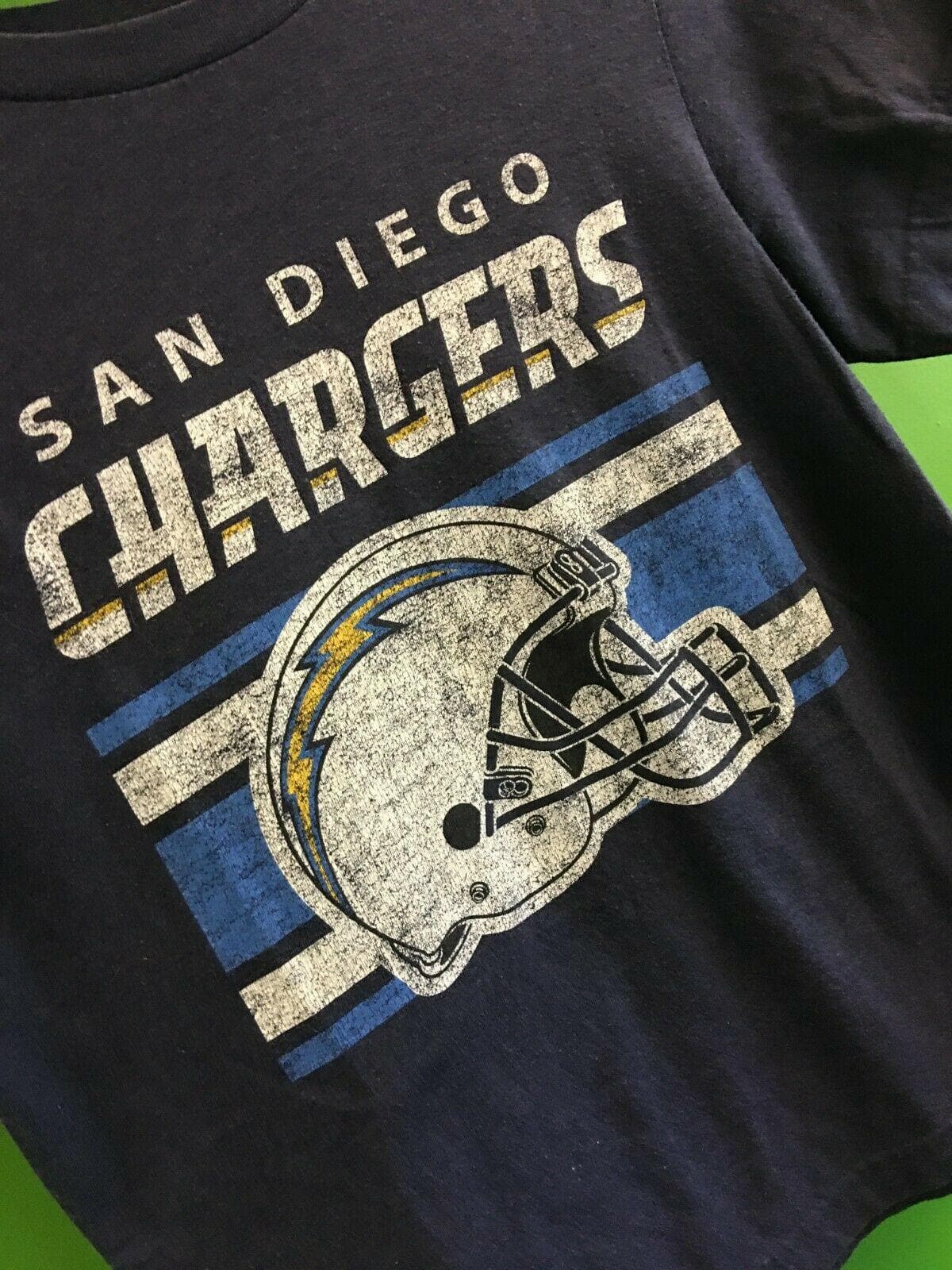 NFL (San Diego) Los Angeles Chargers T-Shirt Youth Medium 8
