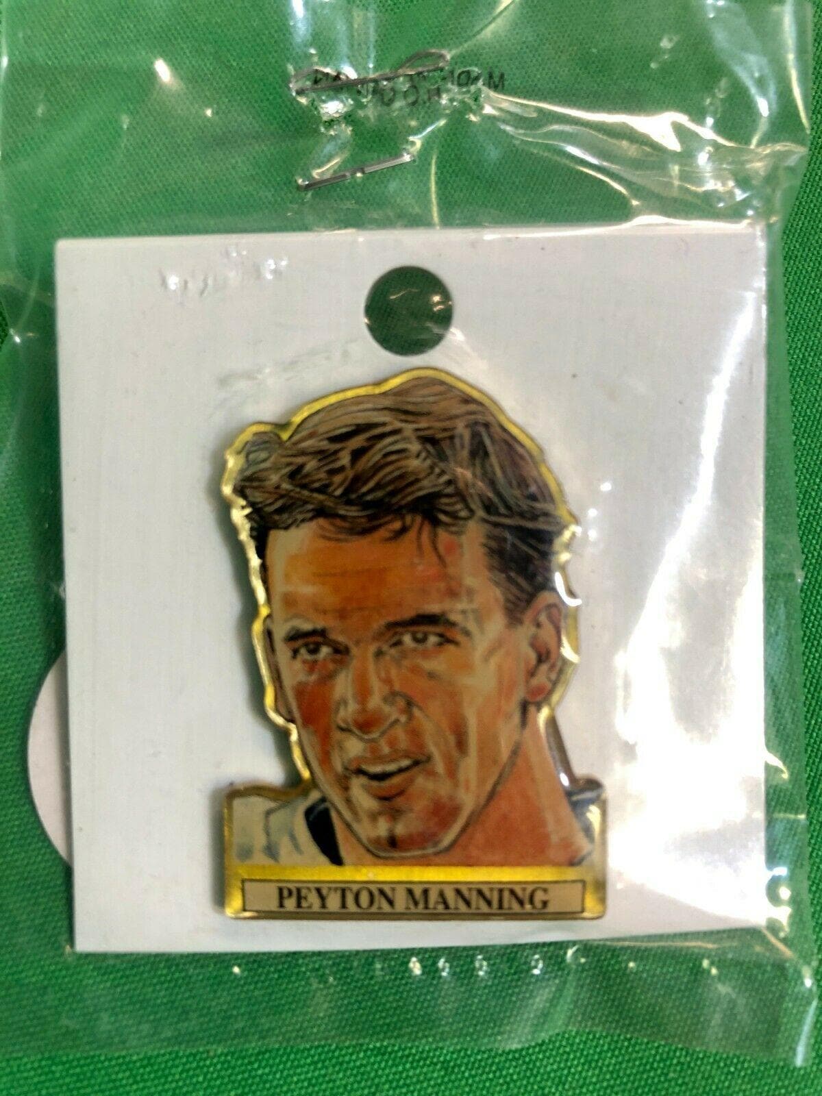 NFL Indianapolis Colts Peyton Manning #18 Pinheads 1999 Collectable Pin