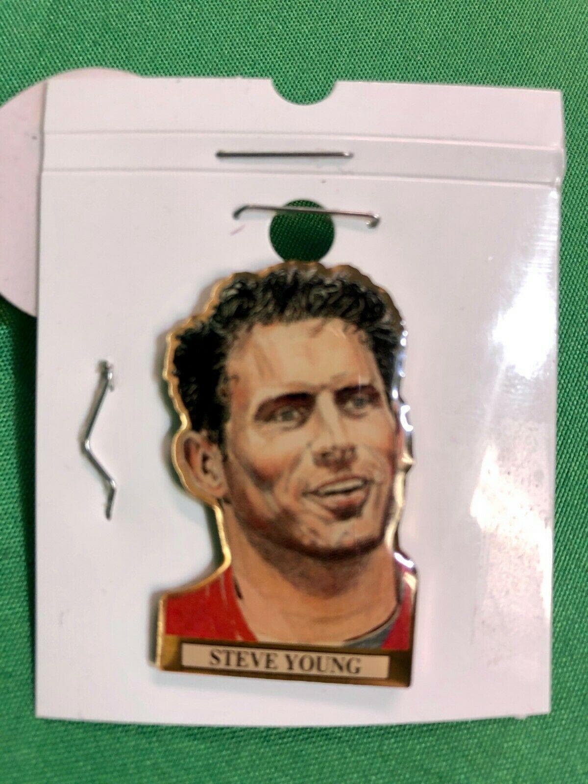NFL San Francisco 49ers Steve Young #8 Pinheads 1999 Collectable Pin