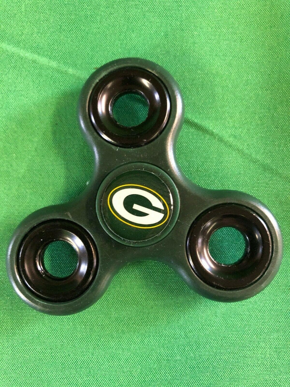 NFL Green Bay Packers 3 Way Diztracto Fidget Spinner NWT
