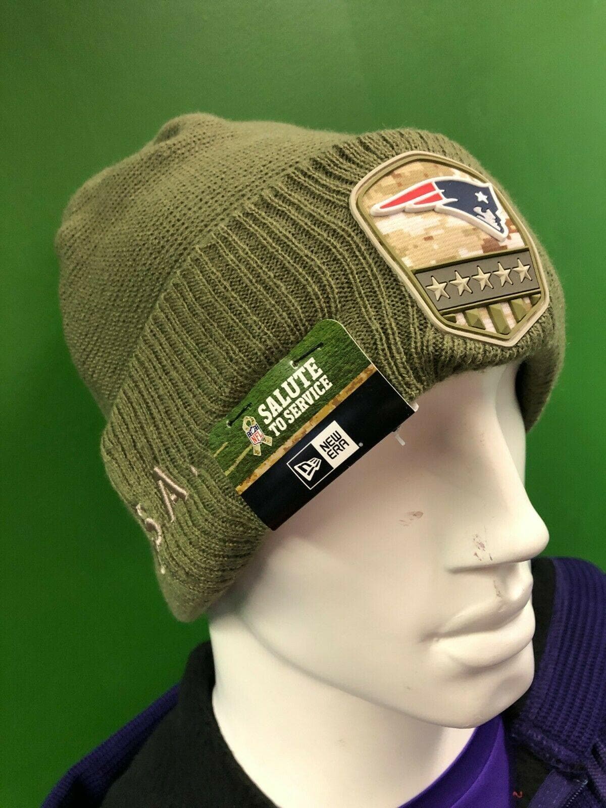 New England Patriots 2019 SALUTE-TO-SERVICE Knit Beanie Hat