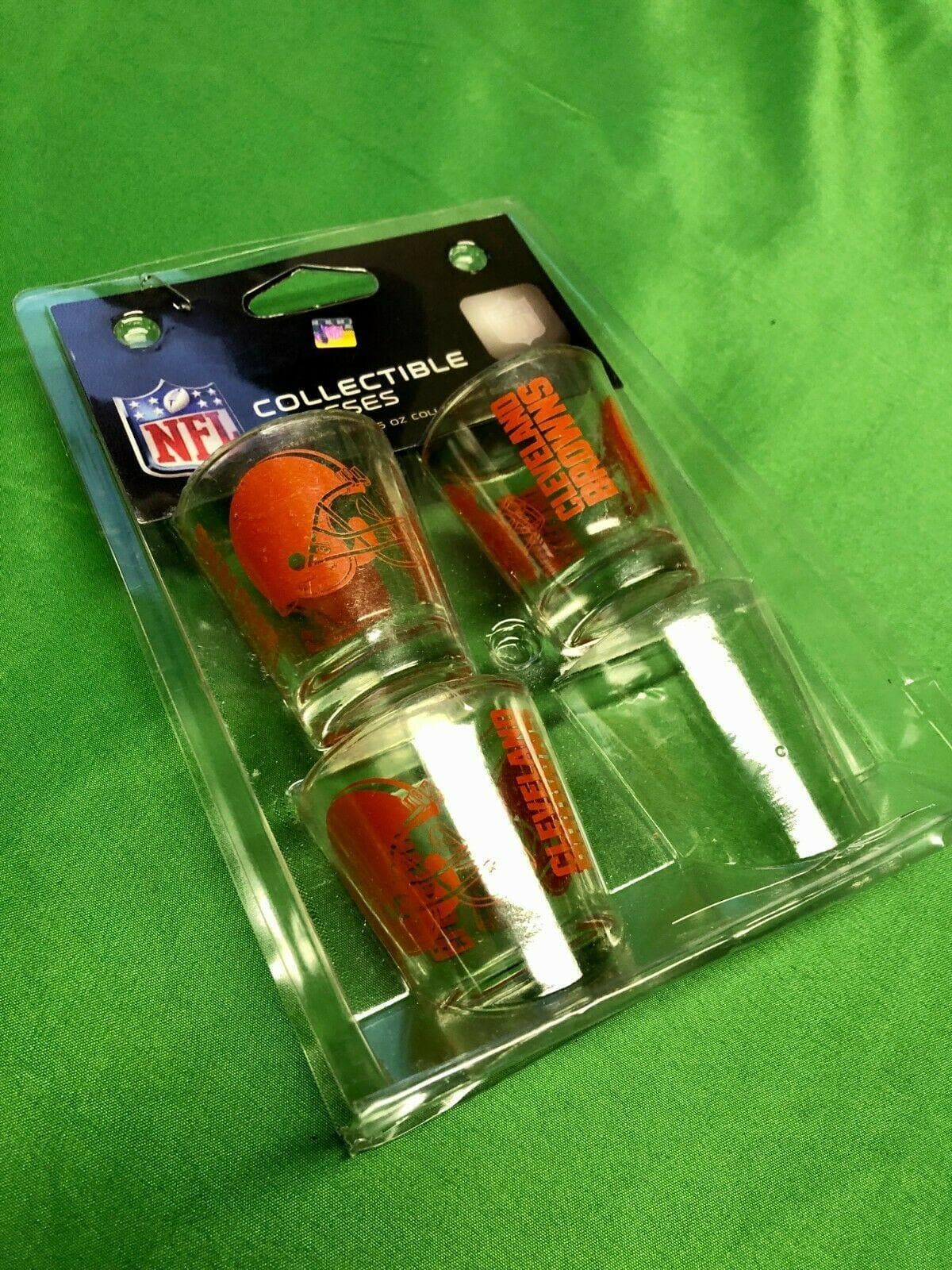 NFL Cleveland Browns Set of 3 Collectible Shot Glasses NWT Great Gift!