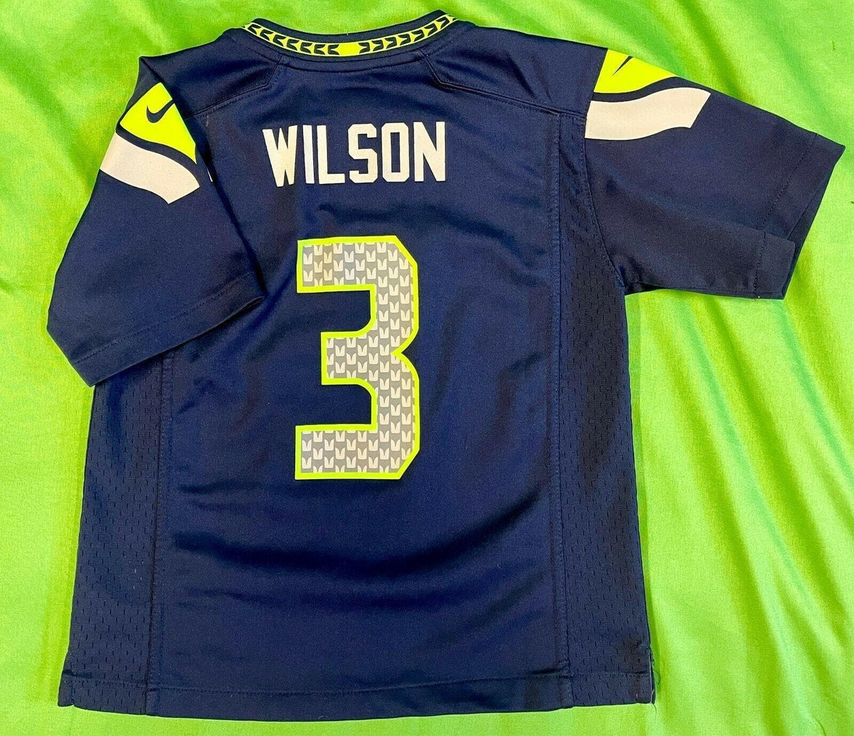 NFL Seattle Seahawks Russell Wilson #3  Game Jersey Youth Large 7