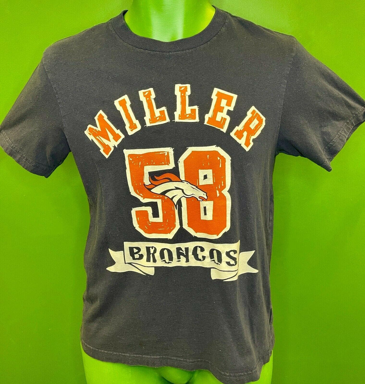 NFL Denver Broncos Von Miller #58 T-Shirt Youth Medium 10-12