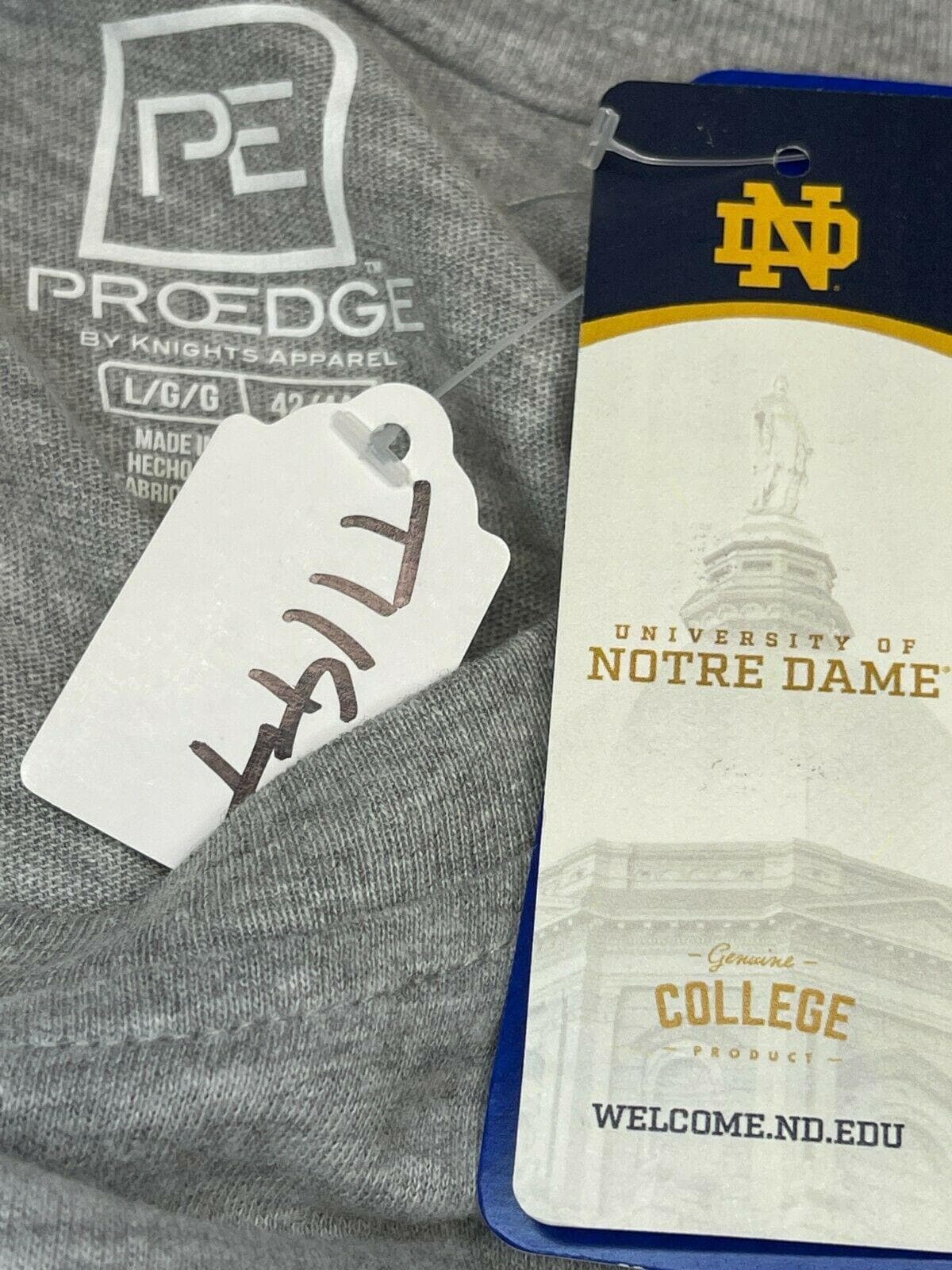 NCAA Notre Dame Fighting Irish Heathered T-Shirt Men's Large 42-44 NWT