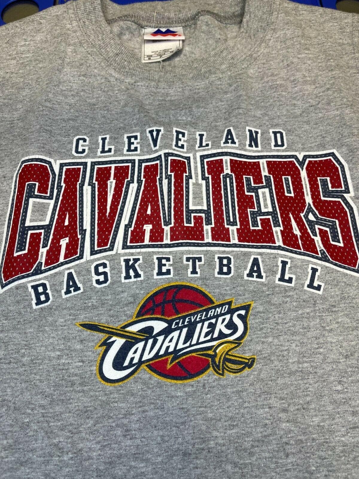 NBA Cleveland Cavaiers Majestic Sleeveless Vest T-Shirt Youth Small 6-8